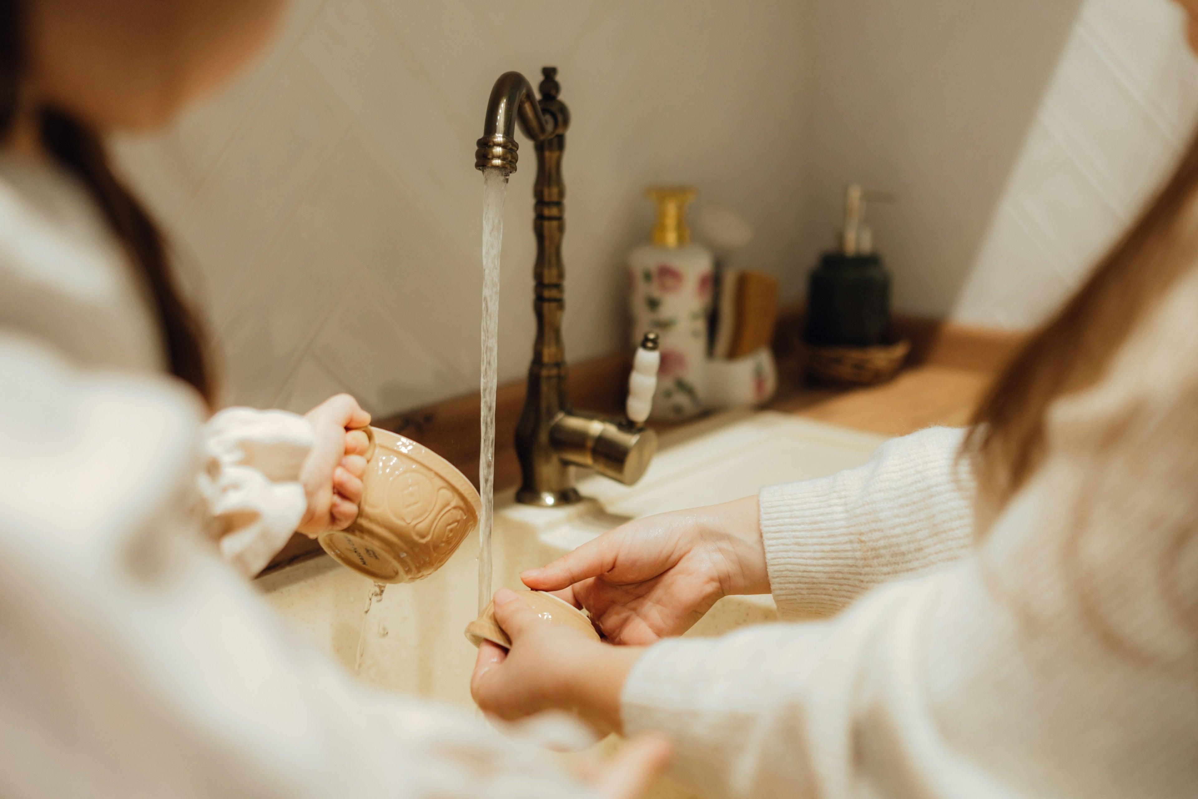 Why Toddlers Love Helping (The Science Behind It)